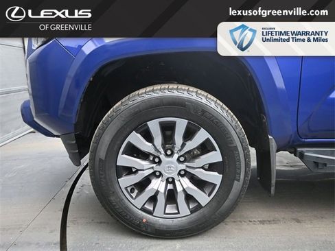 Used 2023 Toyota Tacoma Limited image 9