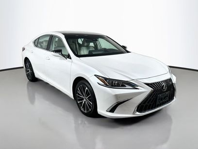 Certified 2023 Lexus ES 350 w/ Premium Package