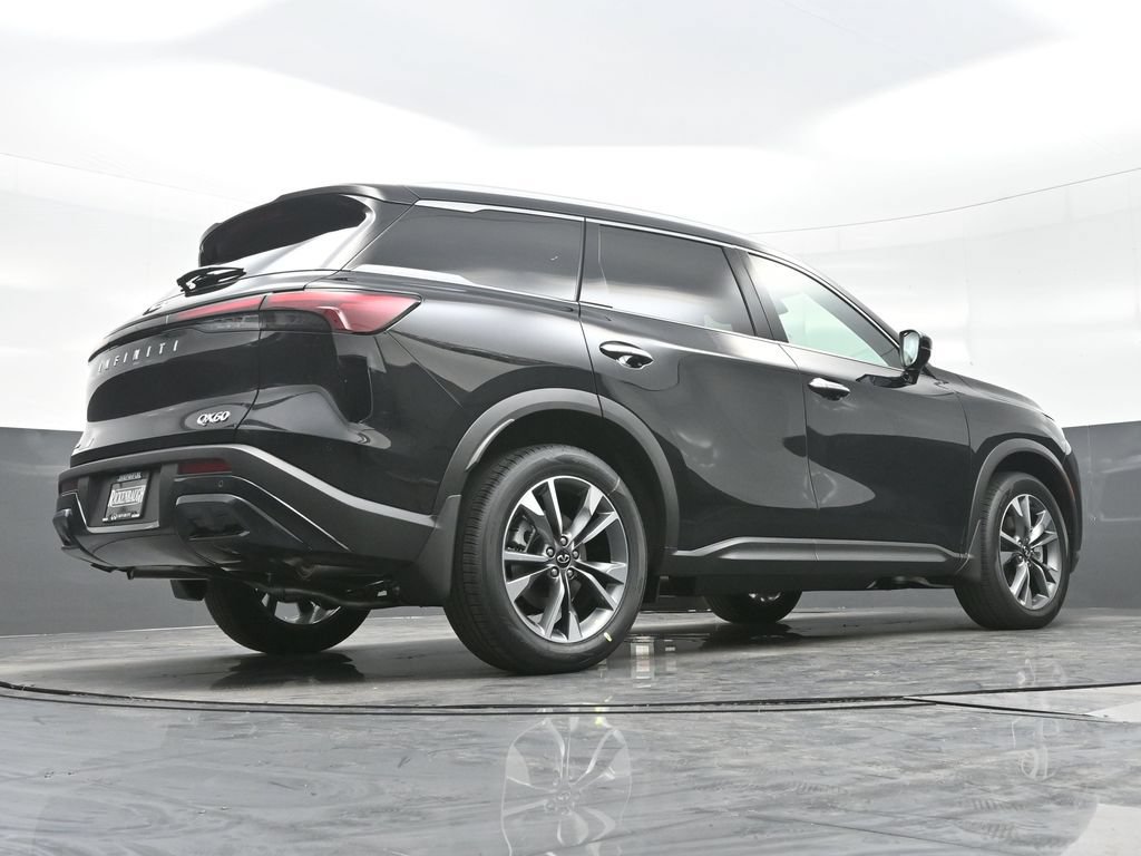 Certified 2025 INFINITI QX60 Luxe w/ Vision Package AWD/4WD image 37
