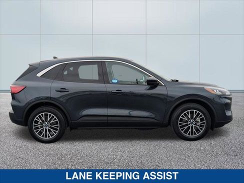 Certified 2022 Ford Escape SEL image 6