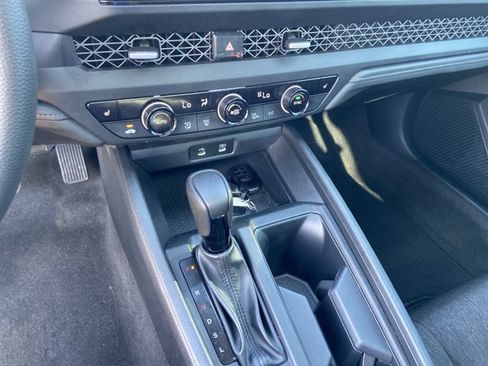 Used 2023 Honda Accord EX image 37