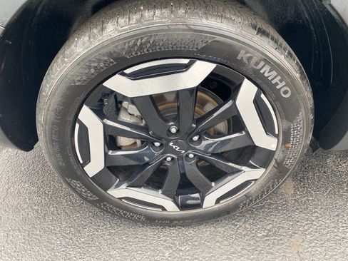 Used 2025 Kia Telluride S image 35