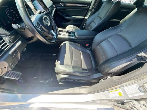 Used 2019 Honda Accord Sport image 18