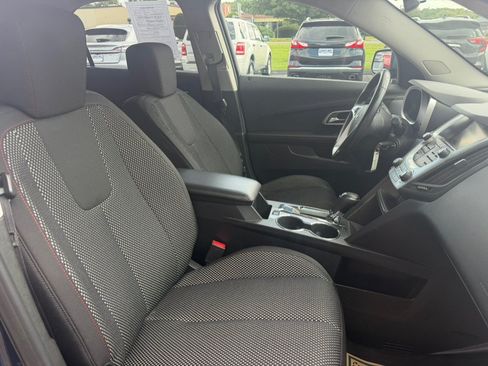 Used 2017 Chevrolet Equinox LT AWD/4WD image 33