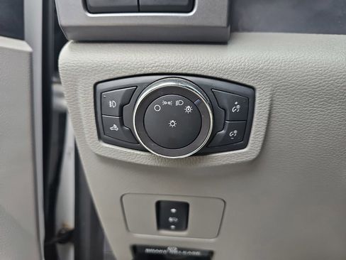 Used 2019 Ford F250 XLT w/ XLT Value Package AWD/4WD image 32