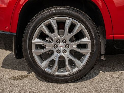 Used 2024 GMC Acadia Denali w/ Super Cruise Package image 9