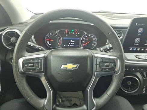 Used 2024 Chevrolet Blazer LT w/ Convenience Package image 9
