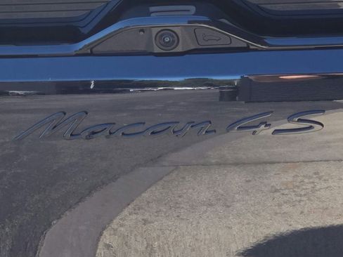 Certified 2025 Porsche Macan 4S Electric image 29