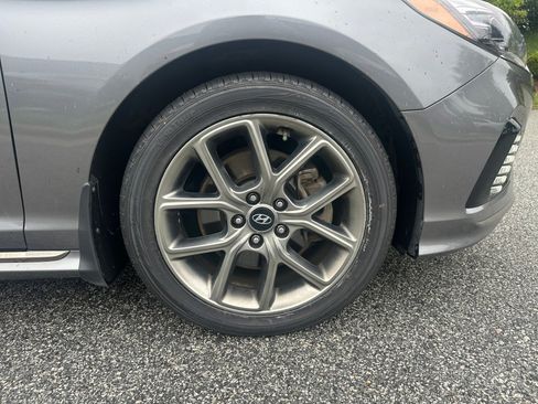 Used 2019 Hyundai Sonata Limited FWD image 29