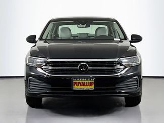 Certified 2023 Volkswagen Jetta SE FWD video 2