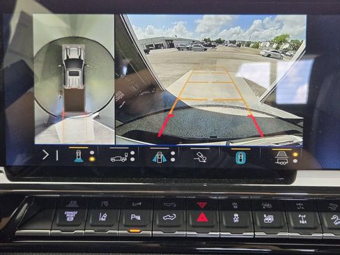 New 2026 Chevrolet Silverado 2500 ZR2 AWD/4WD image 19