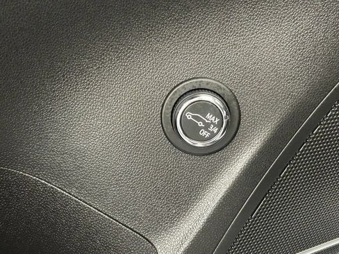 Used 2024 Buick Envision Preferred AWD/4WD image 23