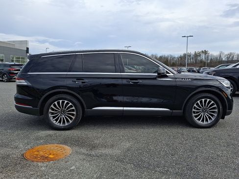Used 2020 Lincoln Aviator Reserve w/ Equipment Group 201A image 7