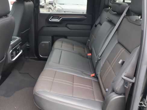 Used 2024 Chevrolet Silverado 3500 High Country w/ Technology Package image 36