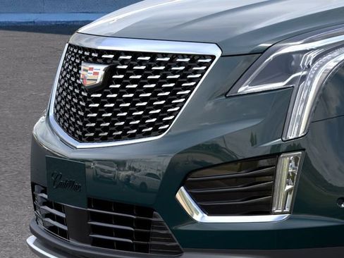 New 2026 Cadillac XT5 Premium Luxury w/ LPO, Floor Liner Package AWD/4WD image 13