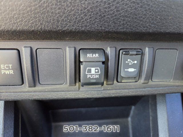 Used 2018 Toyota Tacoma SR5 RWD image 31