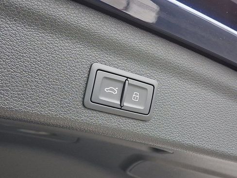 New 2025 Audi Q3 2.0T Premium Plus image 23