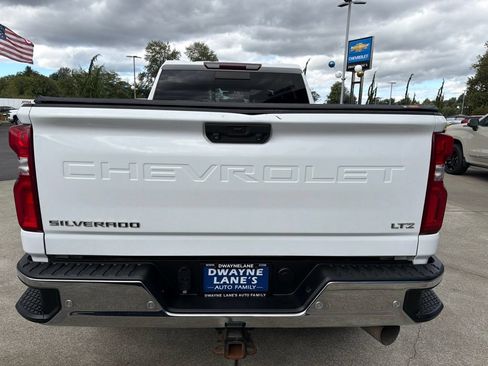 Used 2020 Chevrolet Silverado 2500 LTZ w/ LTZ Plus Package AWD/4WD image 5