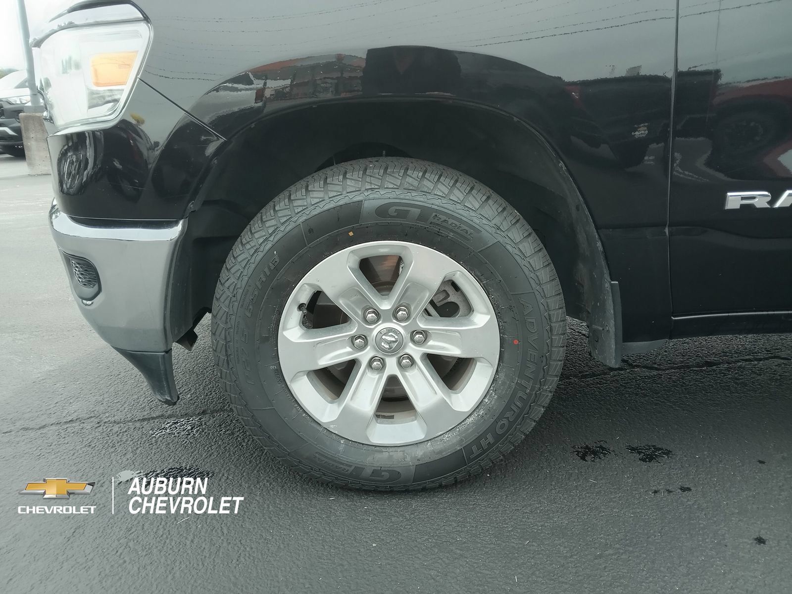 Used 2024 RAM 1500 Laramie AWD/4WD image 26