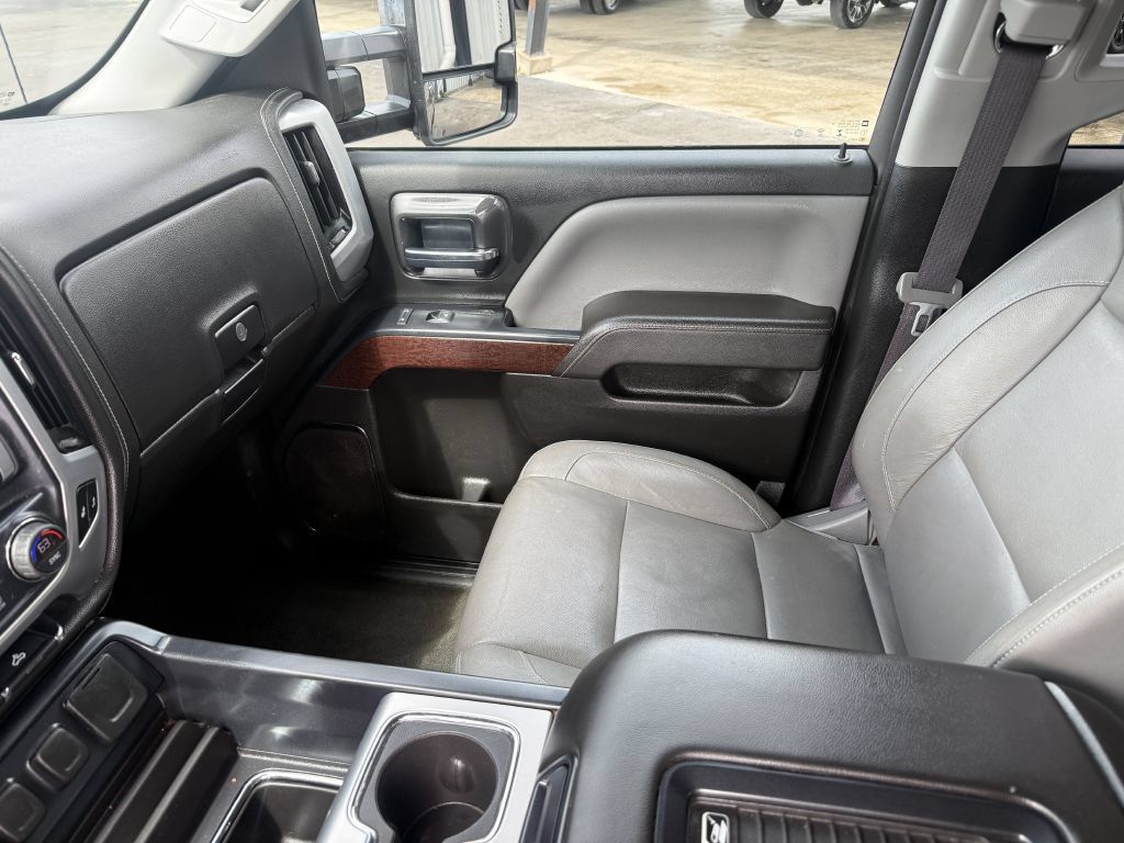 Used 2017 GMC Sierra 2500 SLT AWD/4WD image 37