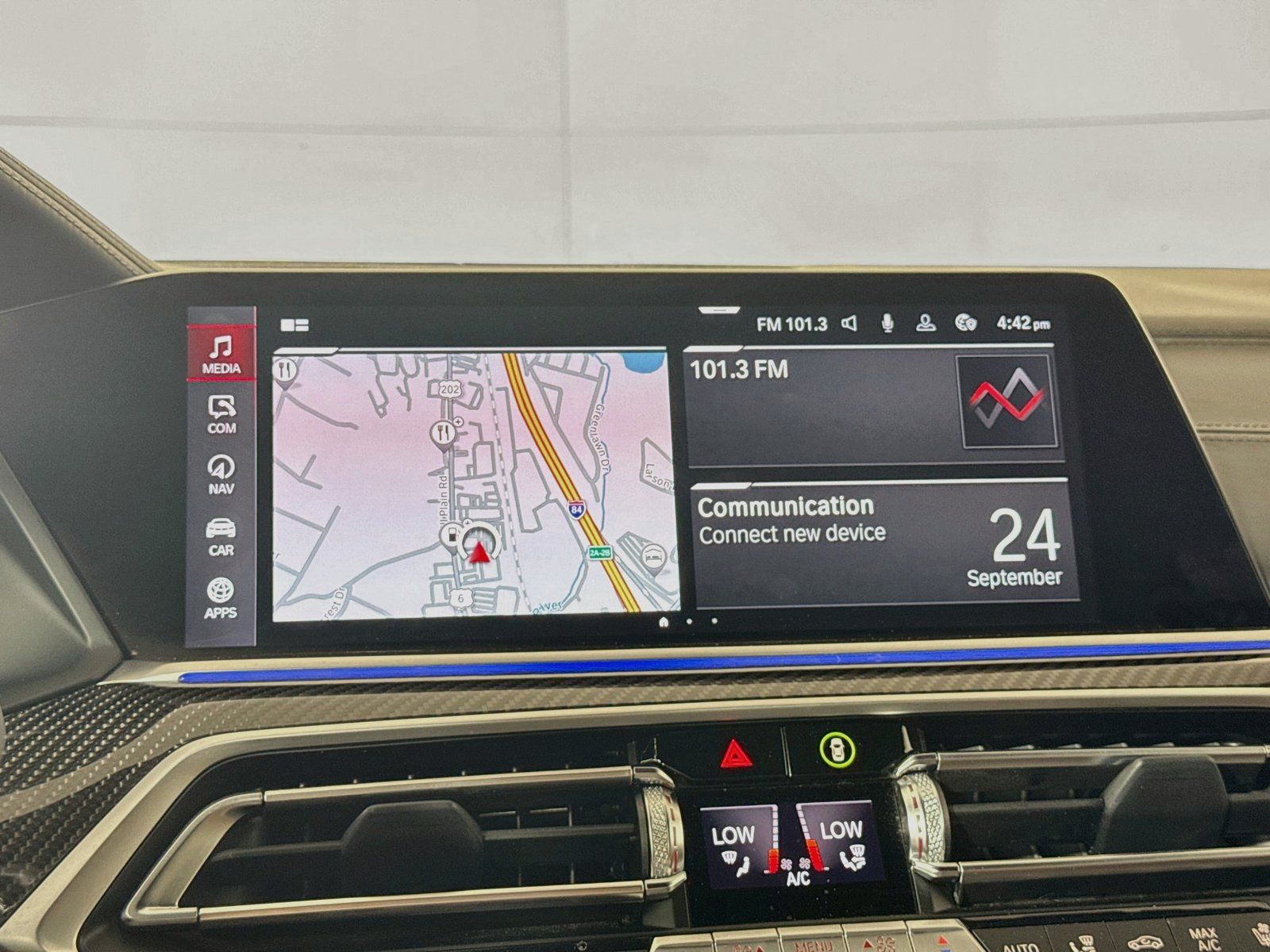 Used 2022 BMW X5 M w/ Competition Package 2 AWD/4WD image 16