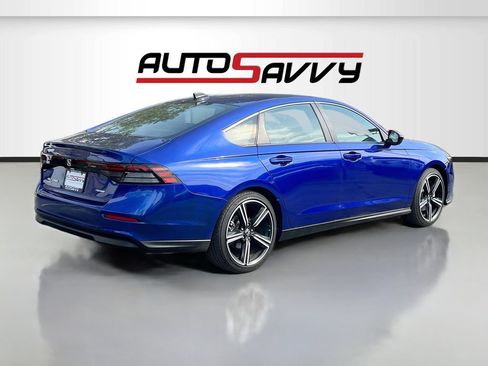 Used 2025 Honda Accord Sport image 7