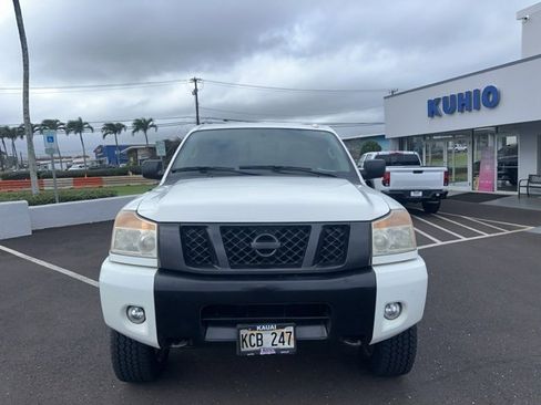 Used 2015 Nissan Titan SV w/ SV Value Truck Package image 2