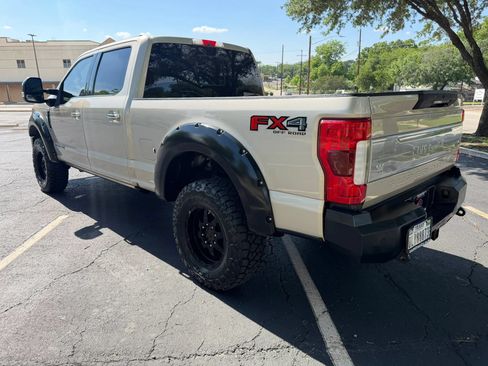 Used 2017 Ford F250 King Ranch w/ King Ranch Ultimate Package AWD/4WD image 7