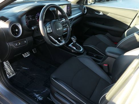 Used 2023 Kia Forte GT-Line w/ GT-Line Technology Package image 12