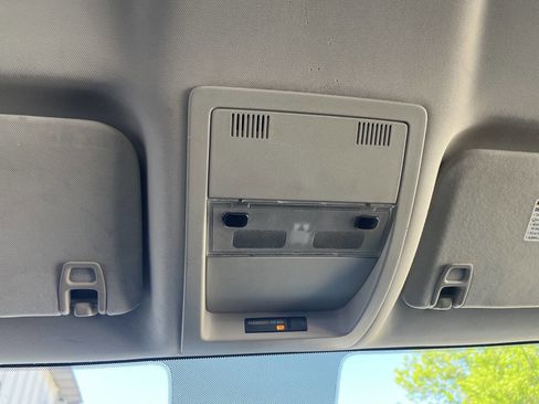 Used 2011 Chevrolet Silverado 2500 W/T image 30