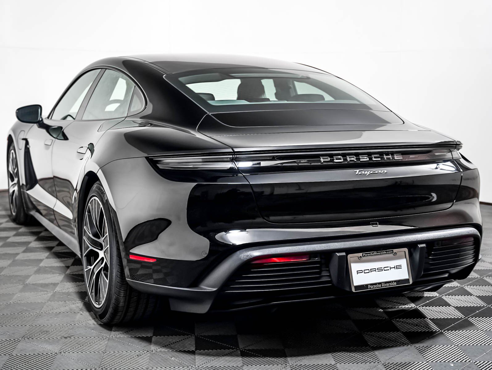 Certified 2025 Porsche Taycan RWD image 2