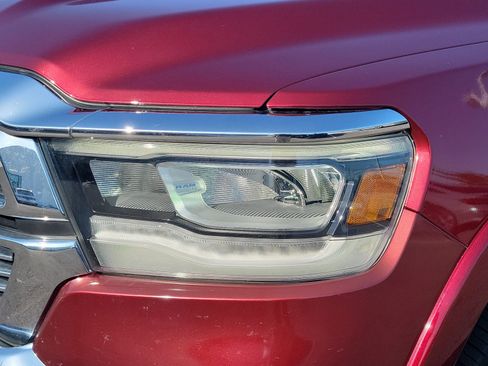 Used 2019 RAM 1500 Laramie RWD image 10