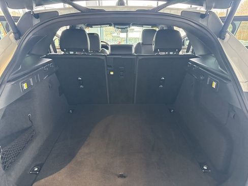 Used 2025 Jaguar F-PACE R-Dynamic S image 28