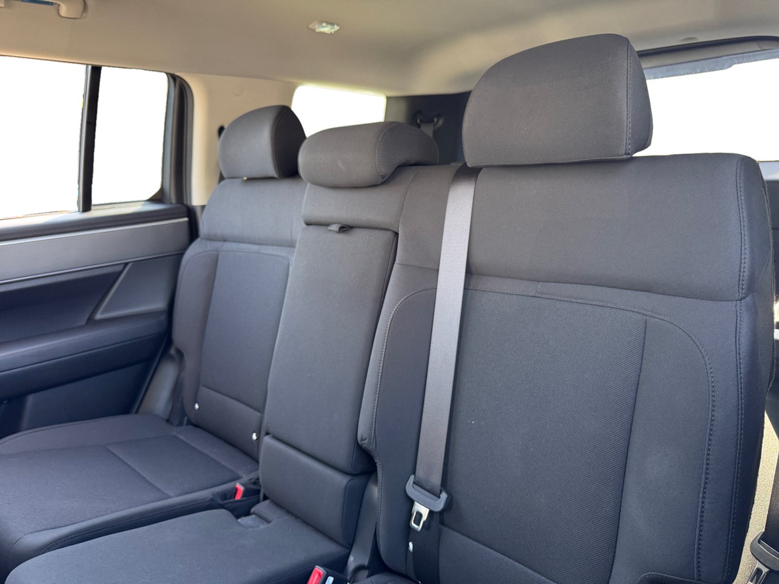 Used 2025 Hyundai Santa Fe SE FWD image 13