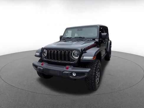 Used 2025 Jeep Wrangler Unlimited Rubicon AWD/4WD image 6