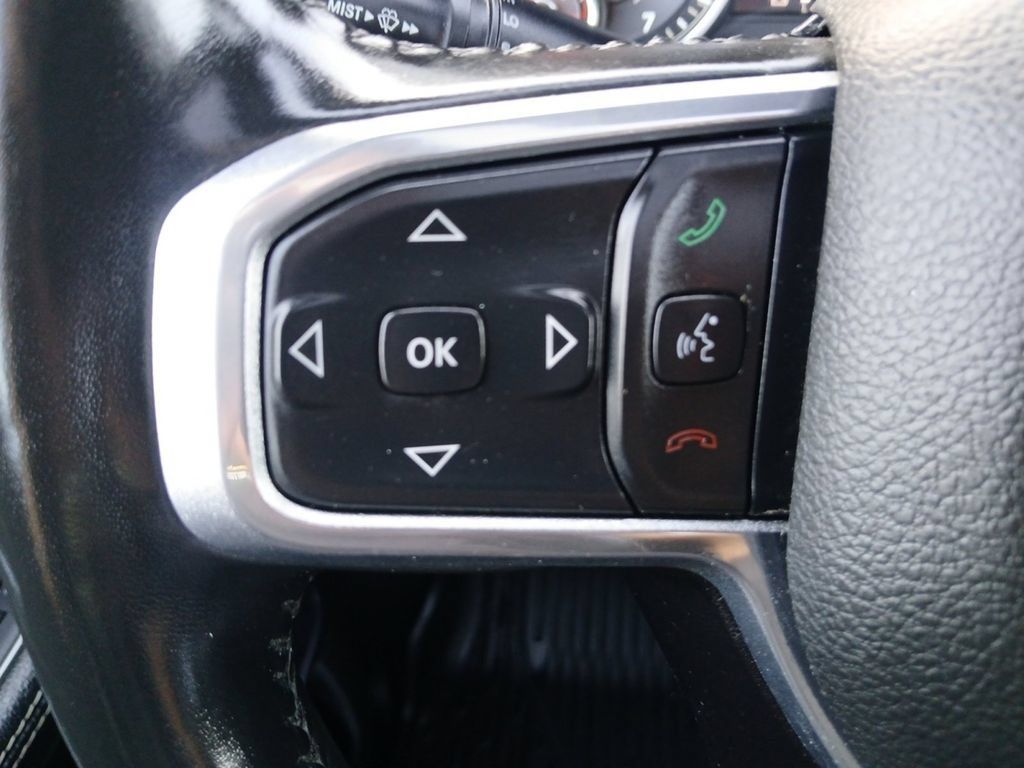 Used 2021 RAM 1500 Laramie w/ Sport Appearance Package AWD/4WD image 11