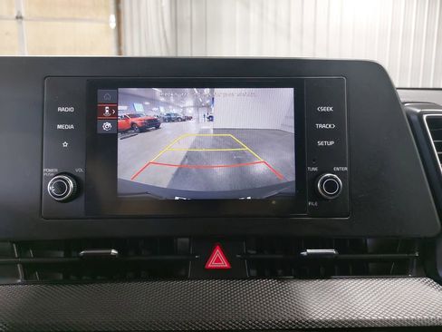 Used 2025 Kia Sportage LX image 23