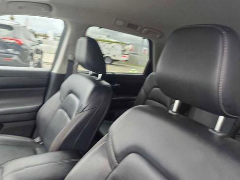 Used 2023 Nissan Pathfinder SL image 24