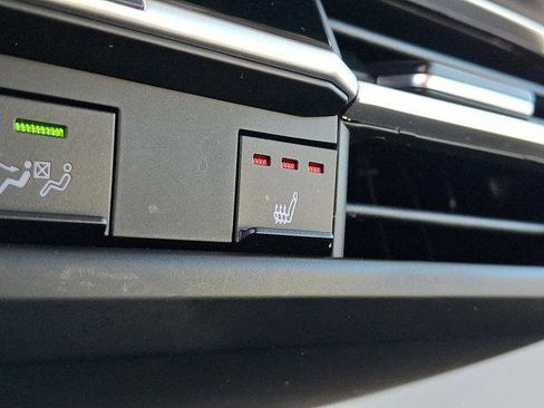 Certified 2024 Toyota Sienna XLE image 20