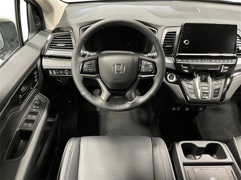 New 2026 Honda Odyssey Elite image 18