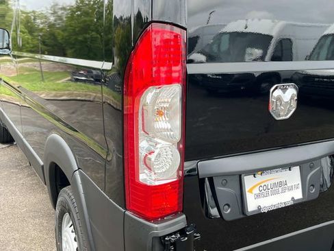 New 2026 RAM ProMaster 2500 w/ Premium Convenience Group image 36