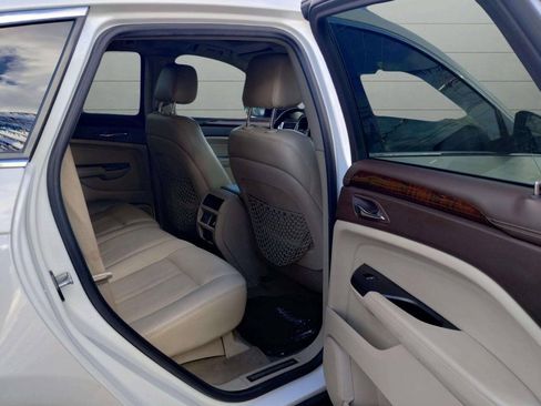 Used 2014 Cadillac SRX Luxury w/ Driver Awareness Package AWD/4WD image 21