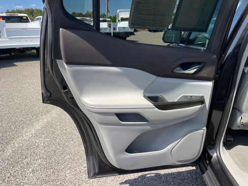 Used 2017 GMC Acadia SLT image 20