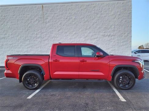 New 2025 Toyota Tundra SR5 w/ TRD Off-Road Premium Package image 30