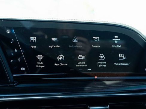 Used 2024 Cadillac Escalade V w/ LPO, ONYX Package image 32