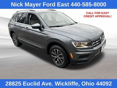 Used 2020 Volkswagen Tiguan SE w/ Panoramic Sunroof Package