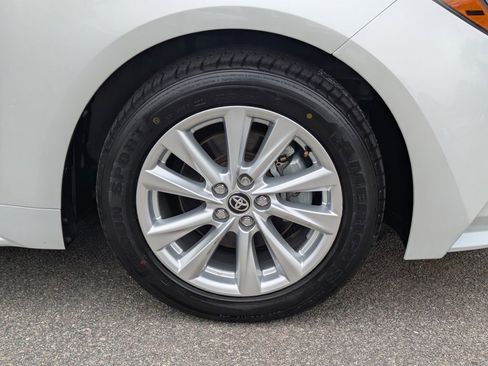 Used 2023 Toyota Corolla LE image 12