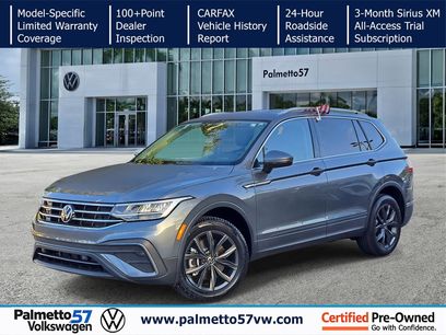 Used 2022 Volkswagen Tiguan SE w/ Panoramic Sunroof Package