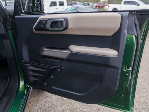 Used 2023 Ford Bronco Wildtrak image 30