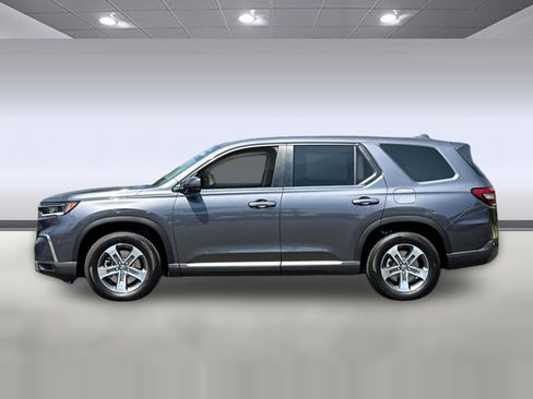 New 2025 Honda Pilot EX-L image 2